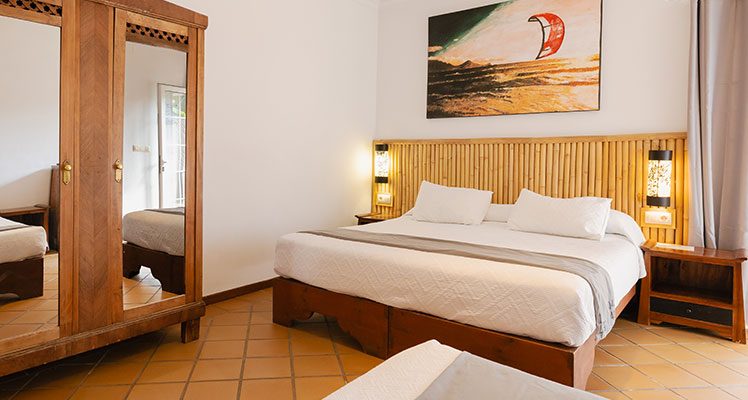 ROOM-6-4